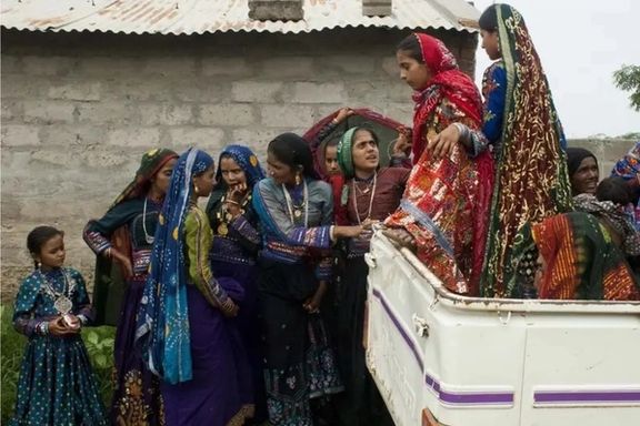 په پاکستان کې د کم عمره نجونو او هلکانو په ودونو بندیز ولګېد