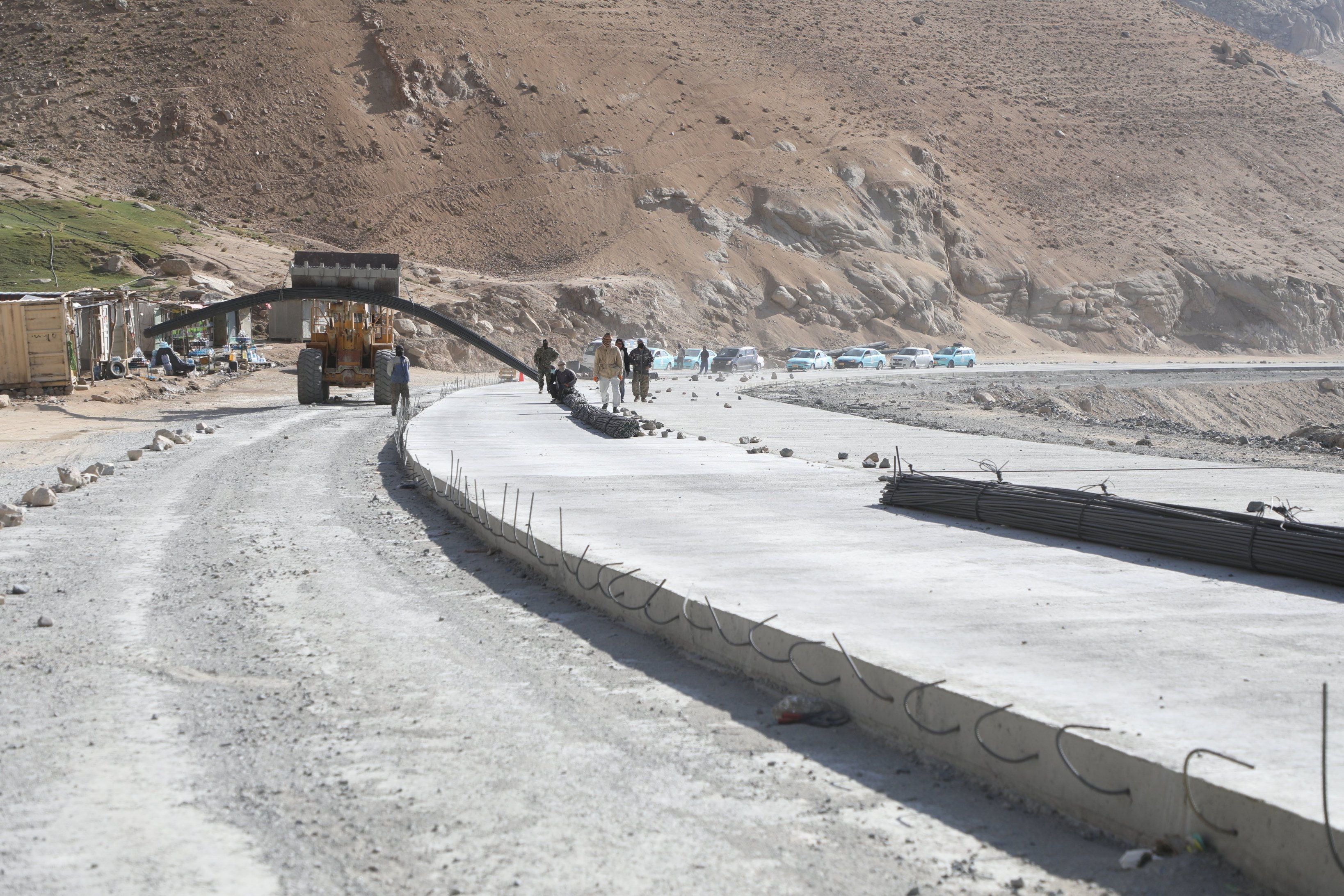 د سالنګ لویه لار د لسو ورځو لپاره د موټرو پرمخ تړل کیږي