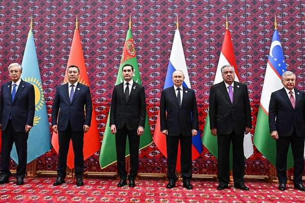 رهبران کشورهای مشترکالمنافع در ترکمنستان درباره آینده سازمان گفتوگو میکنند