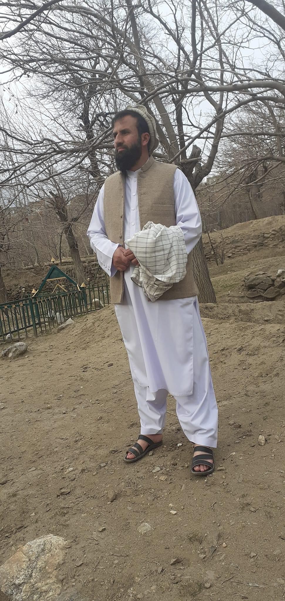 منابع محلی: طالبان بابه‌گل نظری، مدیر لیسه مرکزی سالنگ را بازداشت کردند