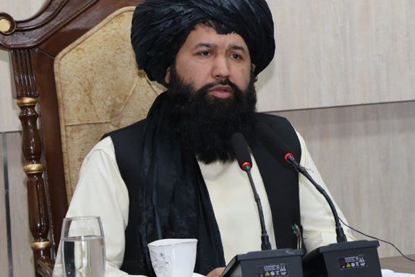 ندا محمد ندیم له زده کړیالانو وغوښتل چې د افغانستان د دوښمنانو «دسیسو» ته پام ونه کړي