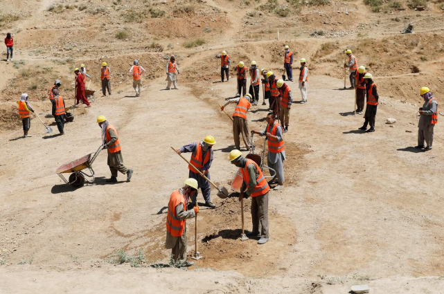 طالبان تعلن بدأ تسجيل العمالة الراغبين بالعمل في قطر