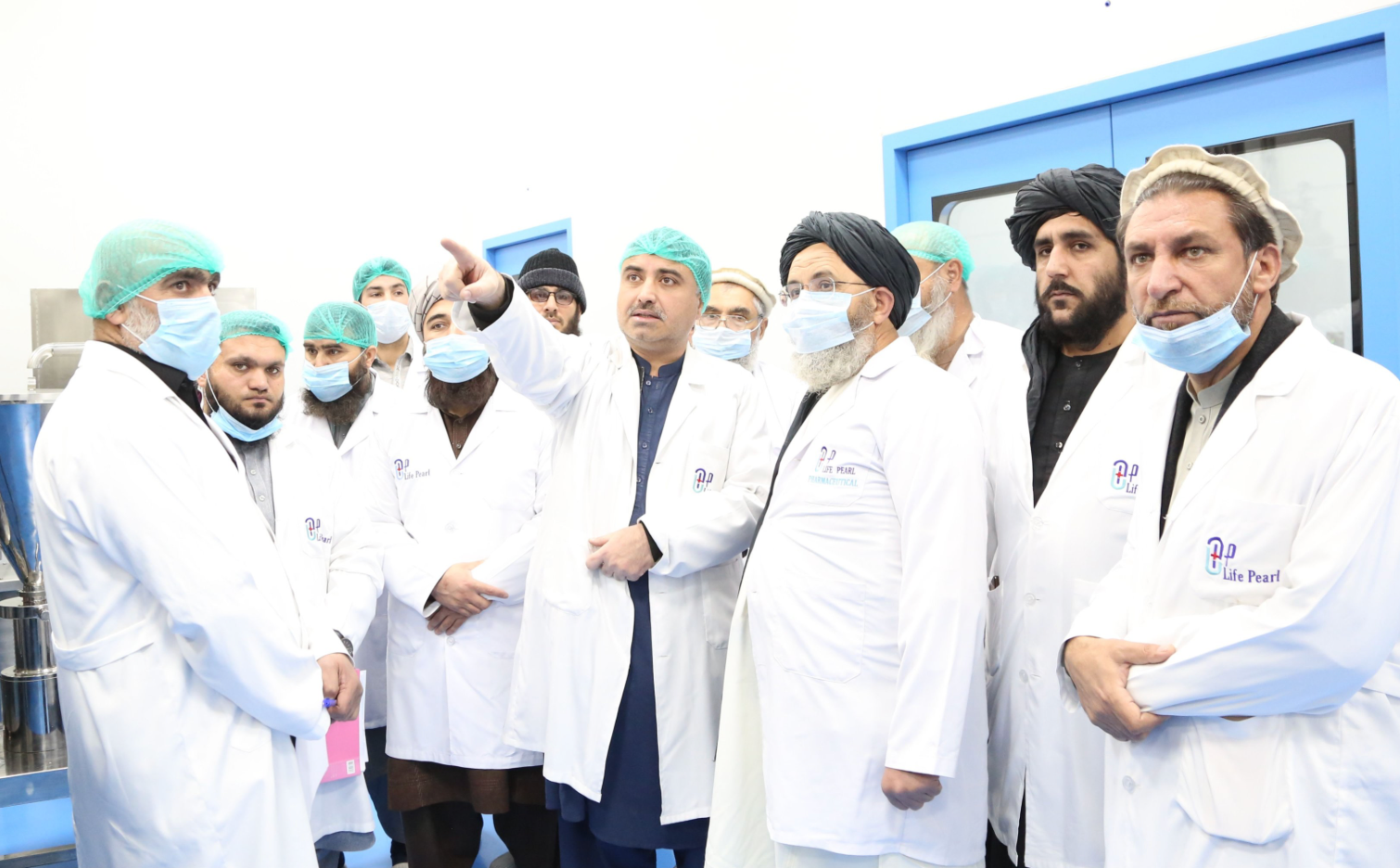 پر پاکستاني درملو بندیز؛ طالبانو افغانستان کې د درملو پر تولیدي کارخونو څار پیل کړی