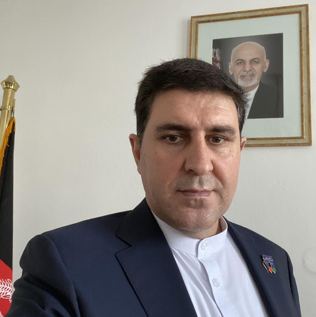 شهزادگل آریوبی، وزیر مخابرات و تکنالوژی معلوماتی حکومت اشرف‌غنی