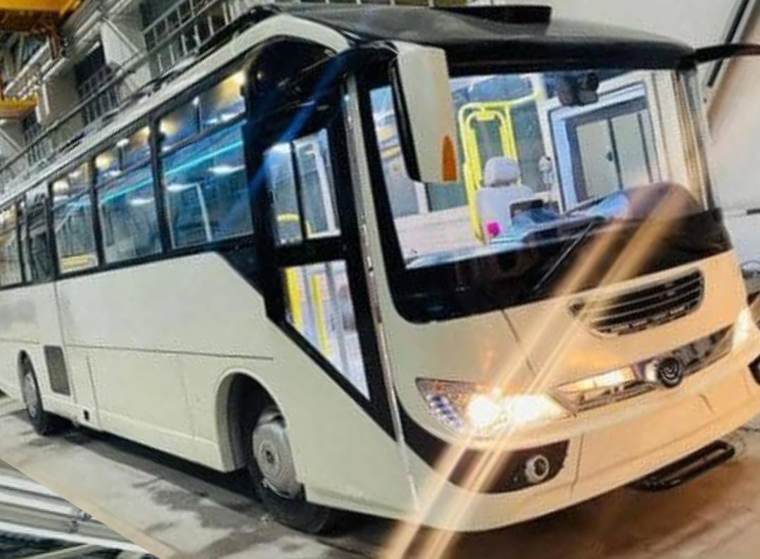 طالبان وايي، په افغانستان کې یې نوی بس موټر تولید کړی