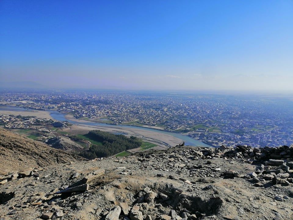 طالبانو په ننګرهار کې په «جنسي ځورونې» د یوې مدرسې تورن ملا له بنده خوشې کړی
