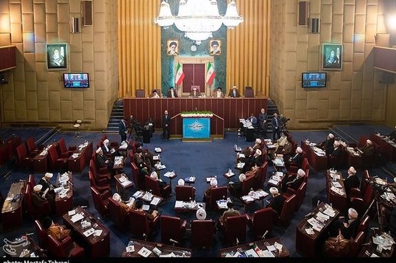 گزارش فایننشل تایمز از «جلسات خصوصی» برای انتخاب جانشین خامنهای