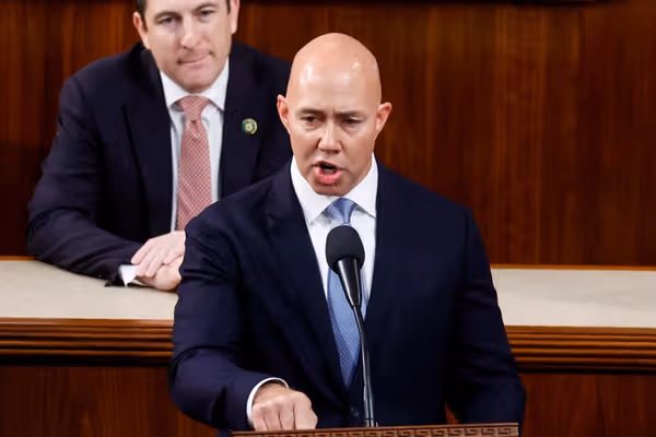 مقام ارشد کانگرس امریکا میگوید طالبان باید بابت سرکوب زنان پاسخگو شود