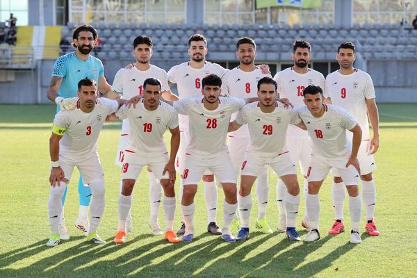 ایران تهدید کرد در صورت نمایش پرچمها و شعارهای غیرمجاز، مسابقات جام جهانی را متوقف میکند