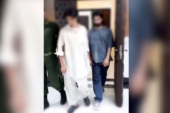 پولیس تهران دو جوان افغان را به اتهام «توهین به پول ایران و خودرو ایرانی» بازداشت کرد