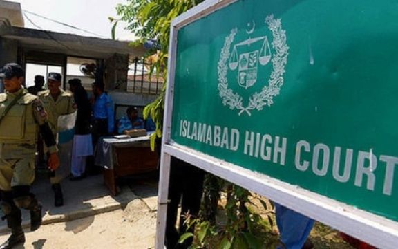 د اسلاماباد سترې محکمې د یوه افغان کډوال د جبري اېستنې مخه نیولې