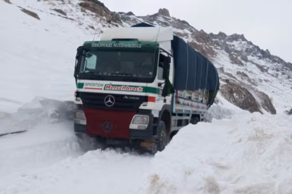 Salang Pass, Other Major Highways Closed After Heavy Snowfall