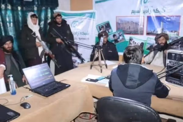 برخلاف ادعای طالبان، دستکم «هفت خبرنگار در افغانستان زندانیاند»