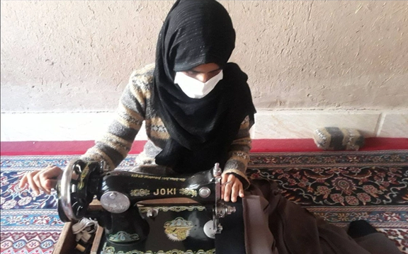 افغان نجونې د طالبانو له استبداده ډکې واکمنۍ کې لا هم د ازادۍ په تمه ساه اخلي