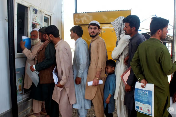 برلين تبحث مع إسلام آباد مصير الأفغان المرحّلين رغم حصولهم على موافقات ألمانية