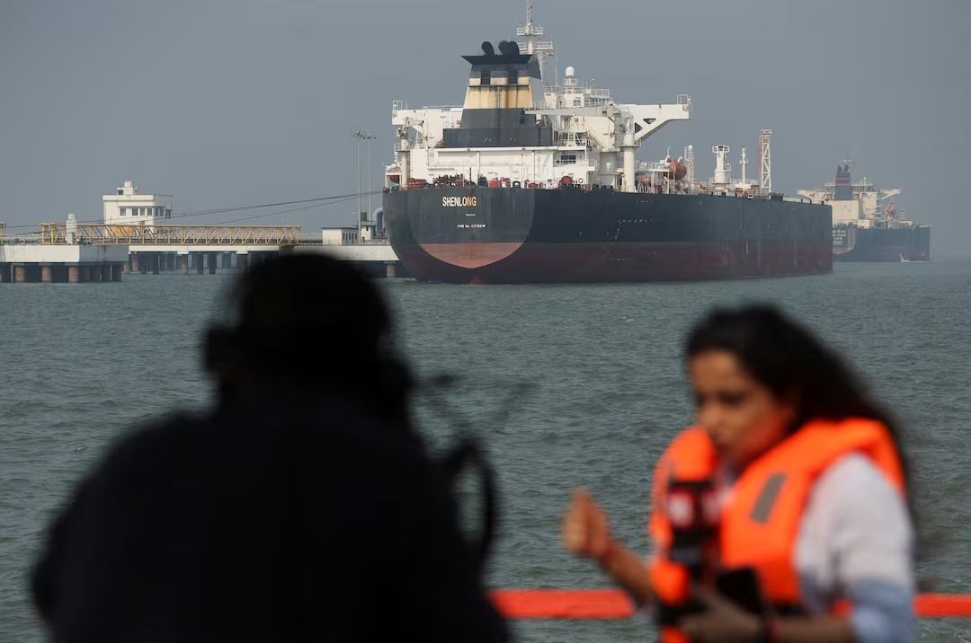 منابع: ایران به نفت‌کش‌ها با پرچم هند اجازه عبور از تنگه هرمز می‌دهد