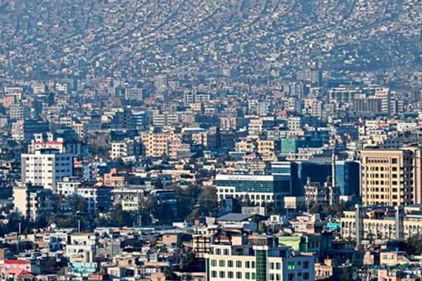 یک دکاندار در کابل: «با داشتن جواز رسمی دکانم را بدون دلیل مهرولاک کردهاند»