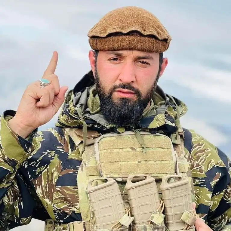 محمد محقق وكريم خليلي وسرور دانش ينعون مقتل القيادي في جبهة المقاومة حسيب بنجشيري