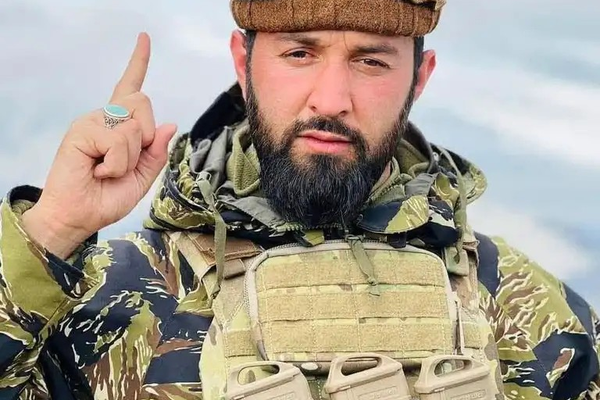 محمد محقق وكريم خليلي وسرور دانش ينعون مقتل القيادي في جبهة المقاومة حسيب بنجشيري