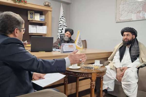 طالبان د خواف-هرات رېل پټلۍ له لارې د یو نیم میلیون ټنه کارګو د انتقال اټکل کوي