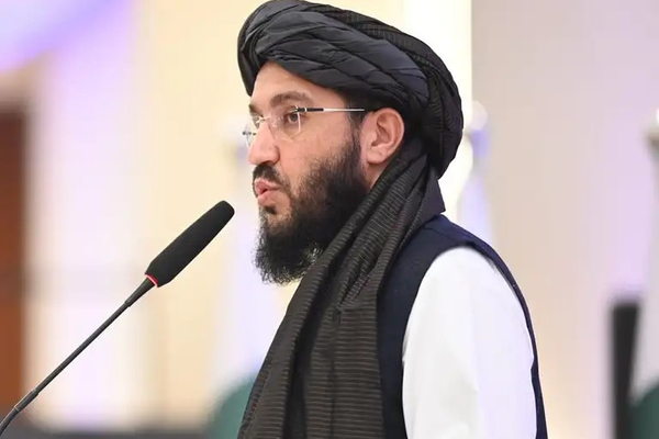 سفير طالبان يرحب بقرار محكمة لاهور بشأن الطلاب الأفغان