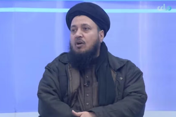 دعوة محلّل موالٍ لطالبان إلى اختطاف أميركيين تُثير جدلًا واسعًا