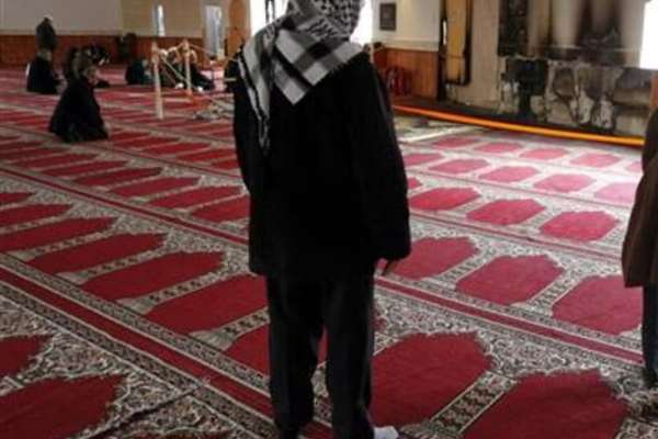 فرانسه درباره نفوذ اسلامگرایان در نهادهای این کشور هشدار داد