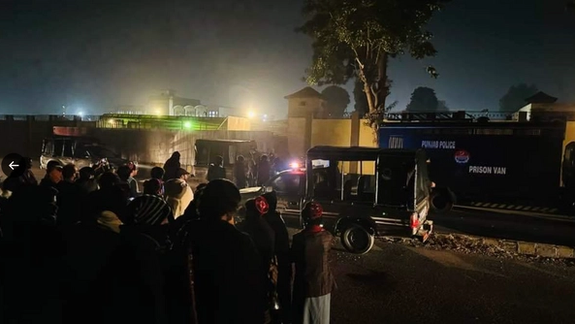 د پښتون ژغورنې غورځنګ: منظور پښتین له اډیاله زندان څخه نامعلوم ځای ته انتقال شوی دی