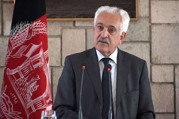 سپنتا: له کمزورو سیاسي ډلو سره خبرې یوازې د تسلیمۍ او بېقیدوشرطه بیعت پر سر وي