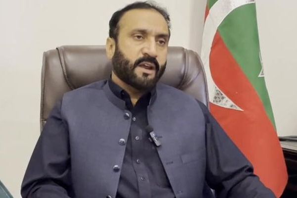 د پښتونخوا ایالتي وزیر: د افغان کډوالو شړل د انساني ارزښتونو خلاف عمل دی
