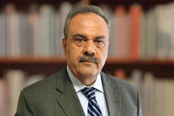 آصف درانی: پاکستان از اینترپل «حکم سرخ» برای رهبران تیتیپی در افغانستان درخواست کند