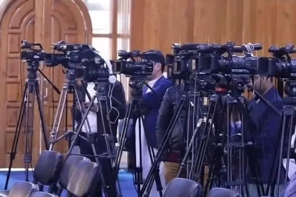 شاخص آزادی مطبوعات در جهان؛ افغانستان پس از طالبان ۵۳ رتبه سقوط کرده است