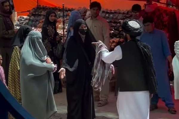 حجاب طالبانی؛ یکسانسازی اجباری و محو تنوع