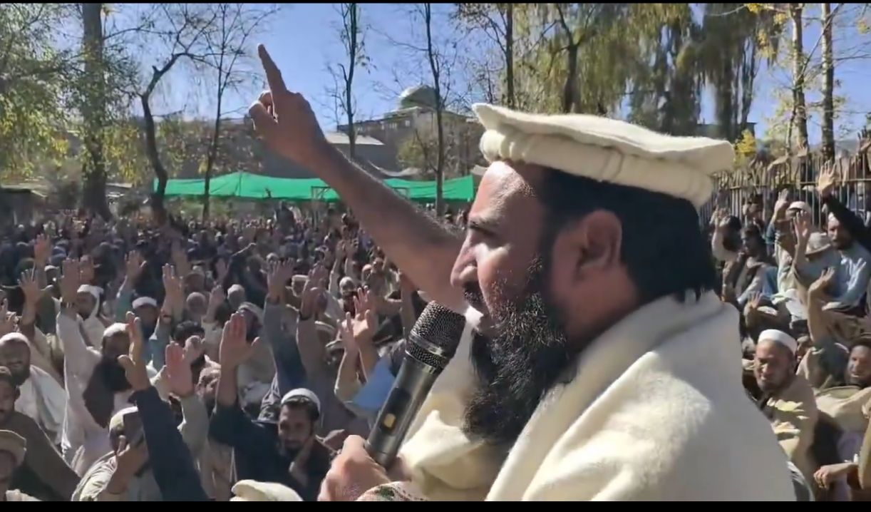 د خیبر د تیرا اوسېدونکي وايي چې د عملیاتو لپاره خپله سیمه نه پرېږدي