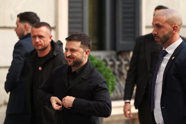 اسپانیا یک بسته ۹۴۶ میلیون دالری به اوکراین کمک میکند