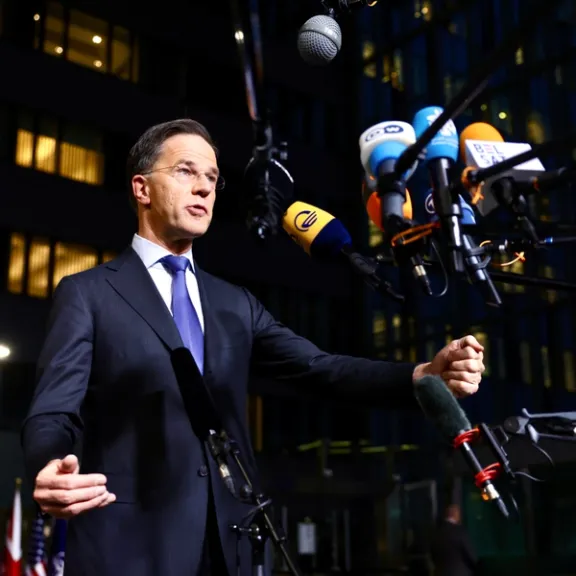 د ناټو سرمنشي: جګړه زموږ د دروازو تر شا ده