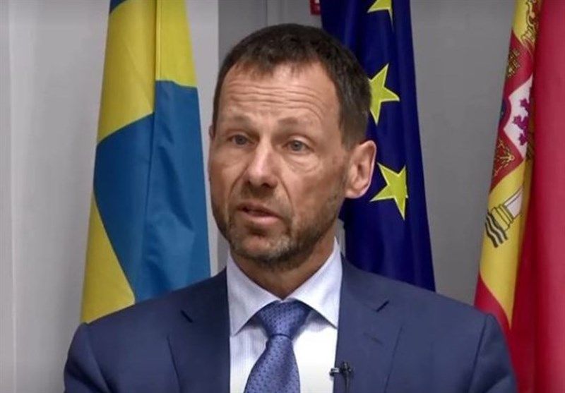 فرستاده اتحادیه اروپا برای افغانستان: بازداشت شهروندان با تعهدات طالبان مغایرت دارد