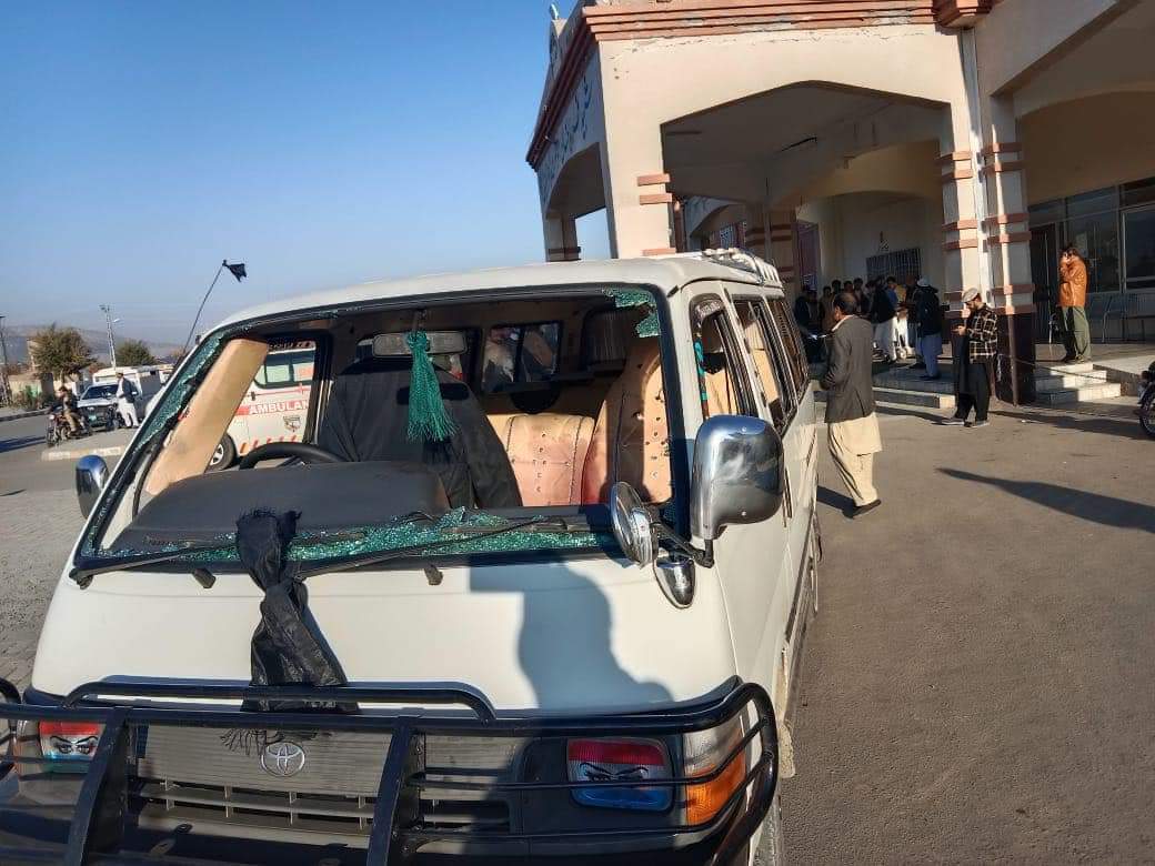 دو نفر در تیراندازی بر یک موتر مسافربری در مسیر پاراچنار پاکستان کشته شدند