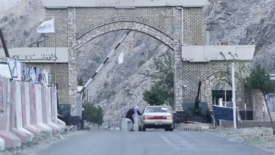 مسؤولة سابقة في الاستخبارات الأميركية: باكستان هاجمت قاعدة لطالبان في بنجشير 