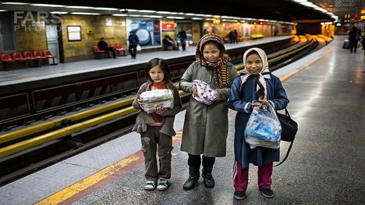 خبرگزاری رسمی ایران: کودکان کار اتباع و مهاجران غیرقانونی به کشور‌شان بازگردانده می‌شوند