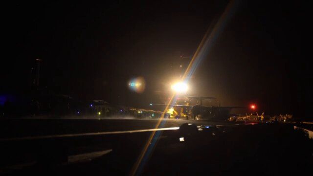 امریکا تاسیسات موشکی و فرماندهی حوثی‌های یمن را بمباران کرد