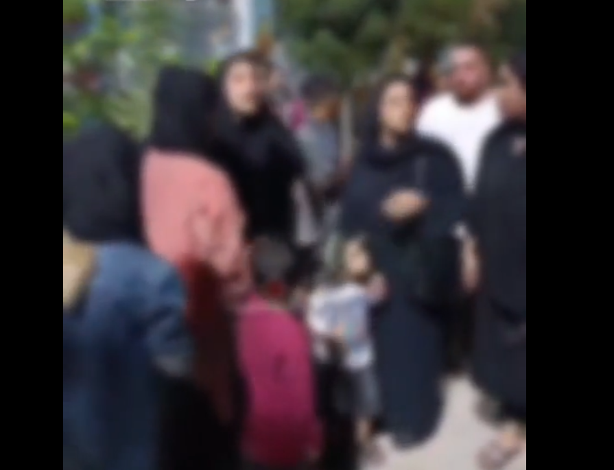 پولیس ایران دو زن افغان را در پی 'درگیری با یک زن ایرانی' بازداشت کرد