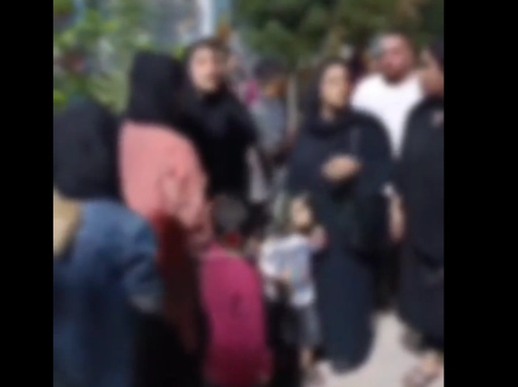 پولیس ایران دو زن افغان را در پی 'درگیری با یک زن ایرانی' بازداشت کرد