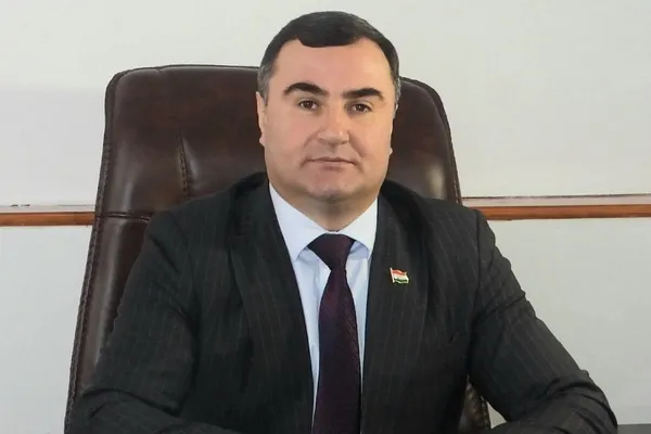 پیکر رئیس ولایت بدخشان تاجیکستان در آبهای مرزی افغانستان پیدا شد