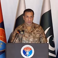 ارتش پاکستان: حل مشکلات با وجود یک حکومت منتخب در افغانستان ممکن است