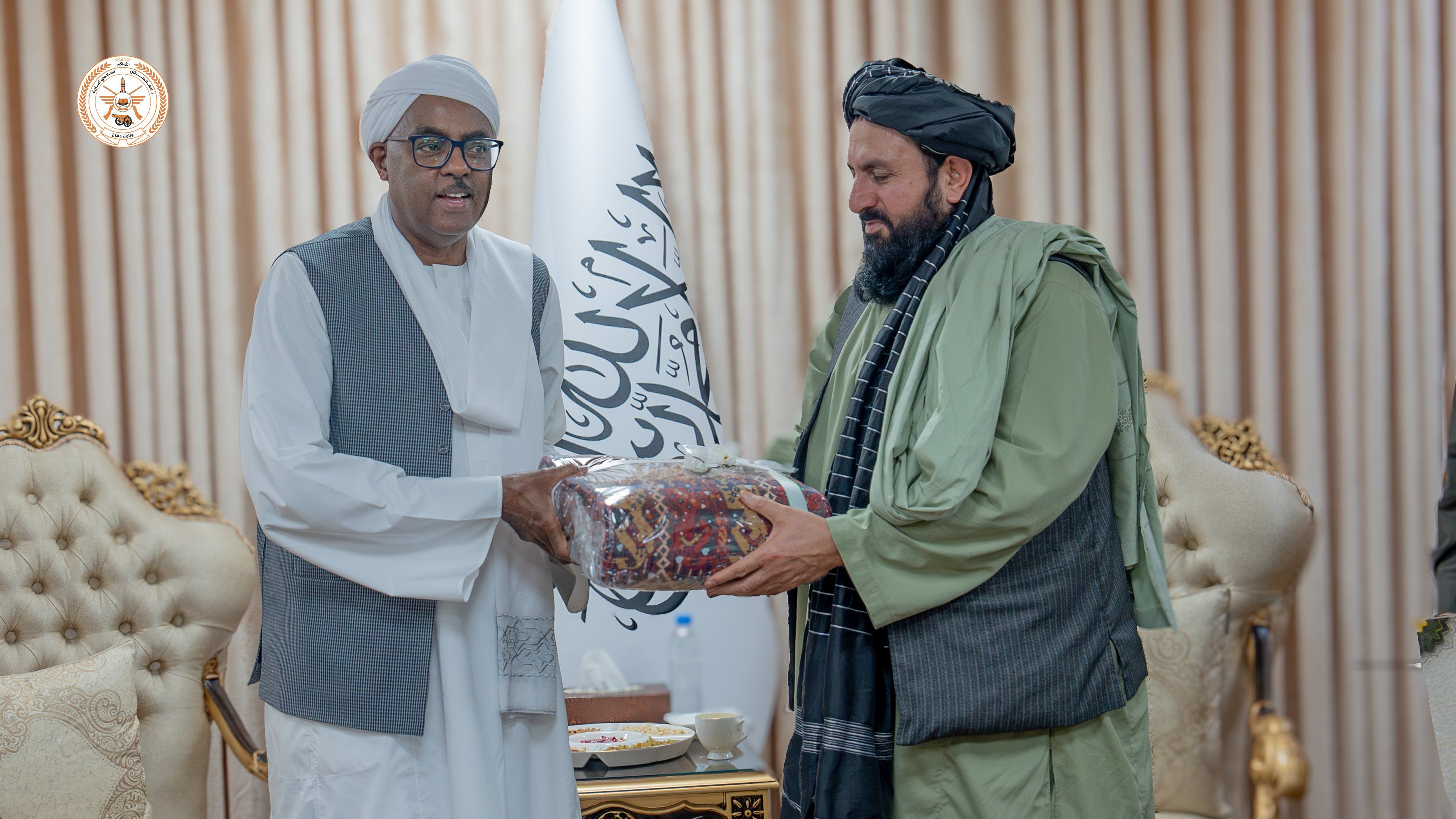 نماینده سازمان همکاری اسلامی در دیدار با مقامات طالبان بر حق آموزش دختران تاکید کرد