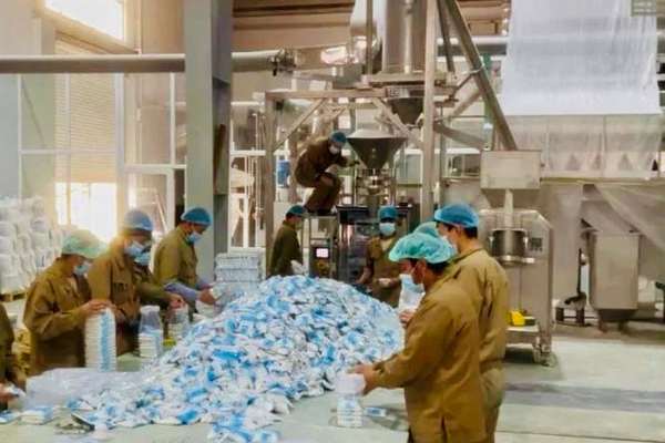 صنعت کاران: افغانستان اوس مهال د مالګې د تولید په برخه کې ځان بساینې ته رسیدلی