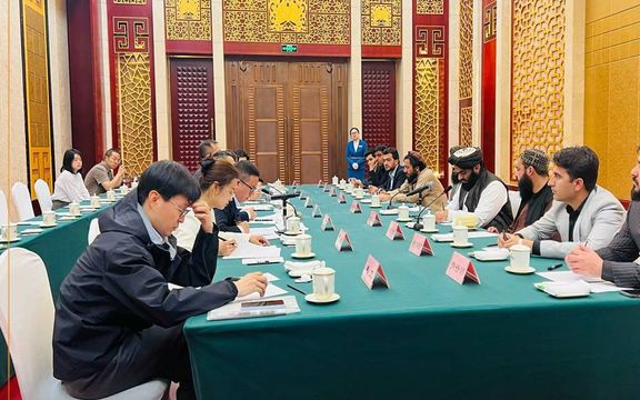 گروهی از خبرنگاران رسانههای دولتی و خصوصی افغانستان به چین سفر کردهاند