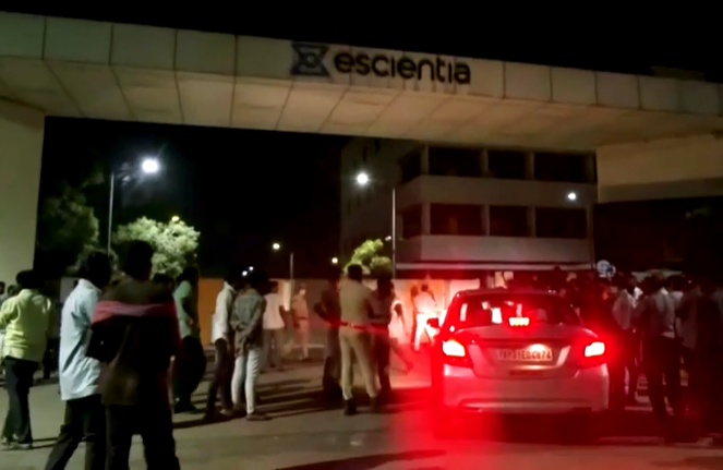 انفجار در یک کارخانه داروسازی در هند دست‌کم ۱۶ کشته برجا گذاشت