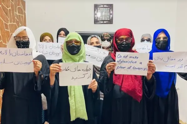 Afghan Women Protesters Call Silence on Violation of Rights Shameful